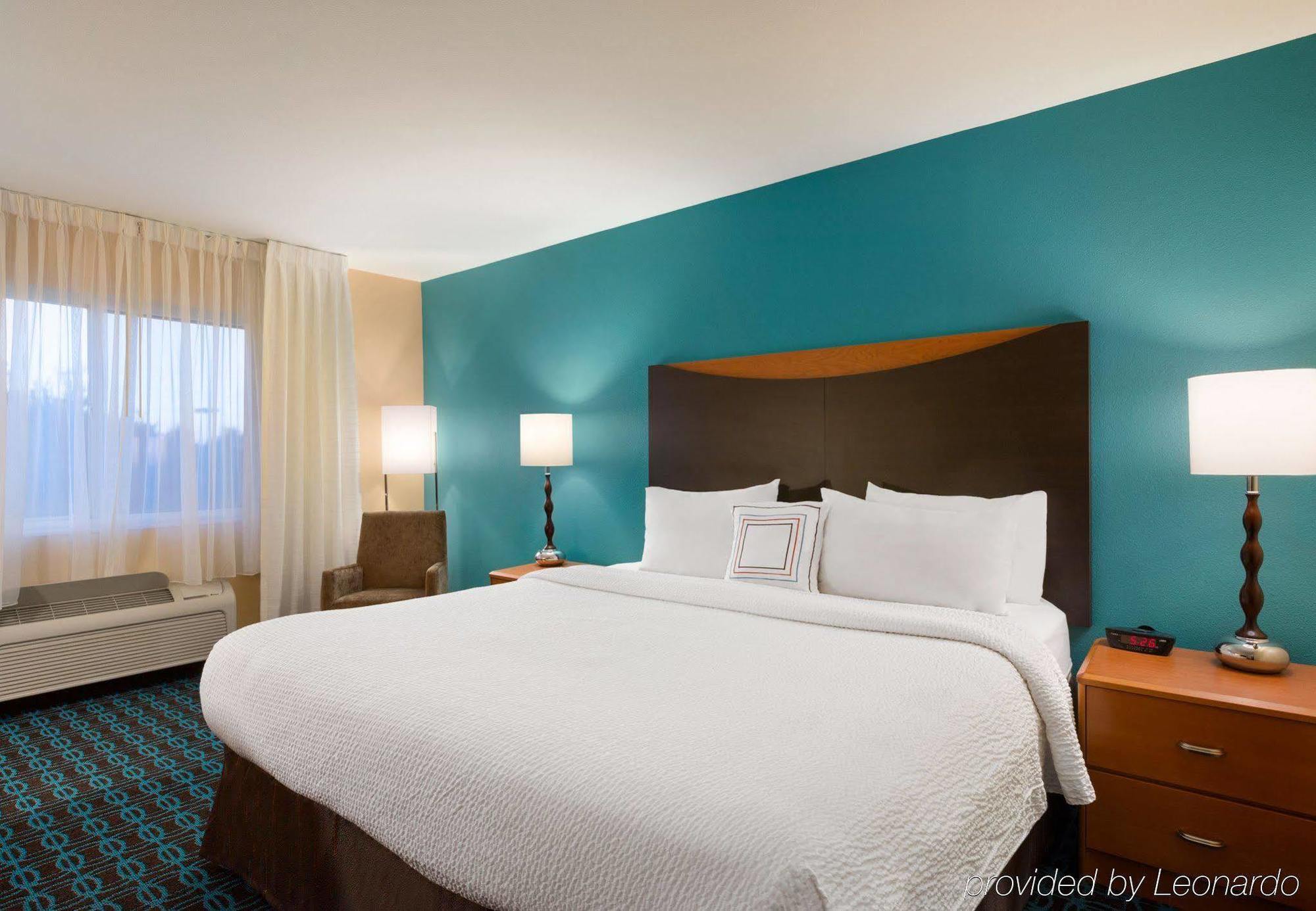 Comfort Inn & Suites Westfield Экстерьер фото