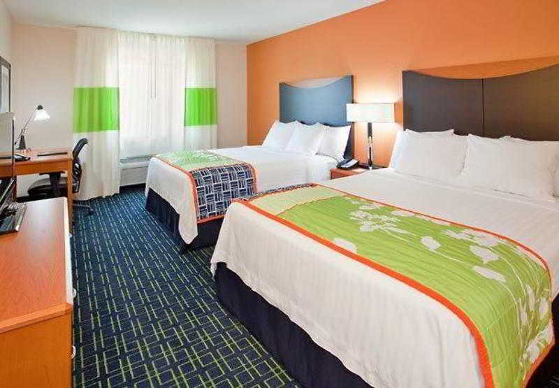 Comfort Inn & Suites Westfield Номер фото